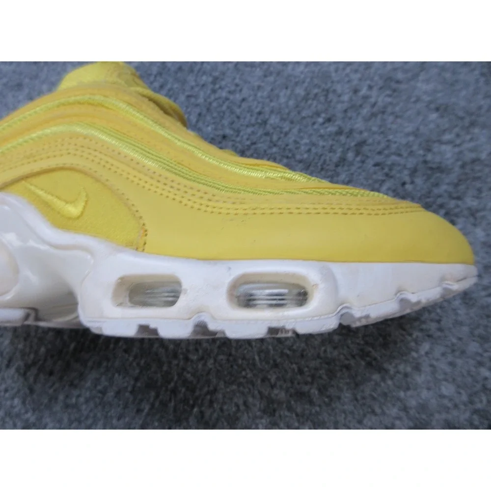 Nike Air Max Plus Shoes Womens Size 6.5 Running Athletic AJ1986-200 Sneakers‎
